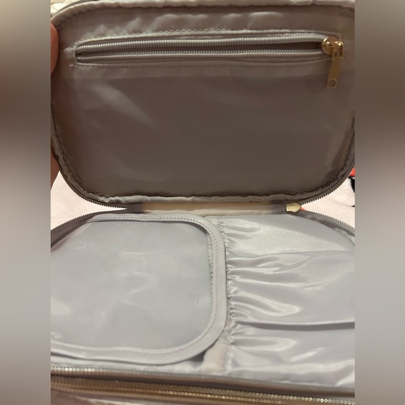 3 Layer Cosmetic Bag!! - Picture 4 of 6